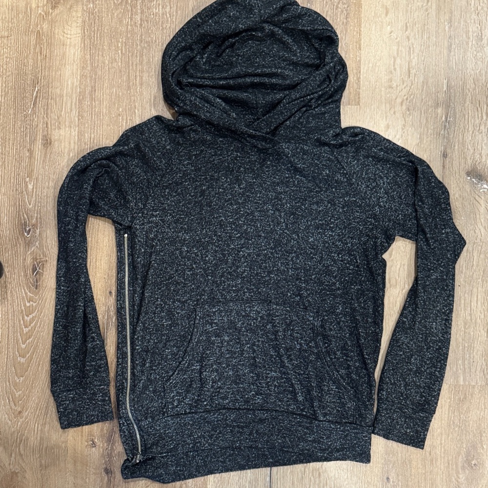 William B Women's Charcoal Heather Hoodie Sweater. Small